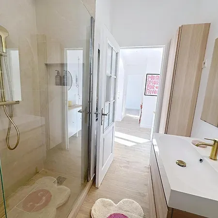 2p Juan-les-pins Apartment *