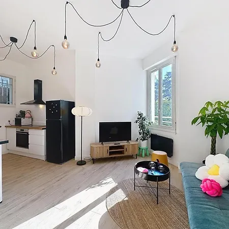 2p Juan-les-pins Apartamento *